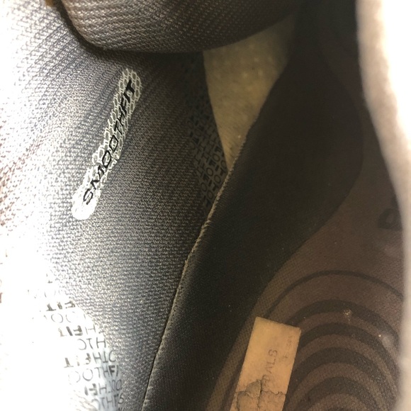 Reebok Easytone Walking Toning Exercise Shoes Size 9 Gray Womens - Picture 6 of 9